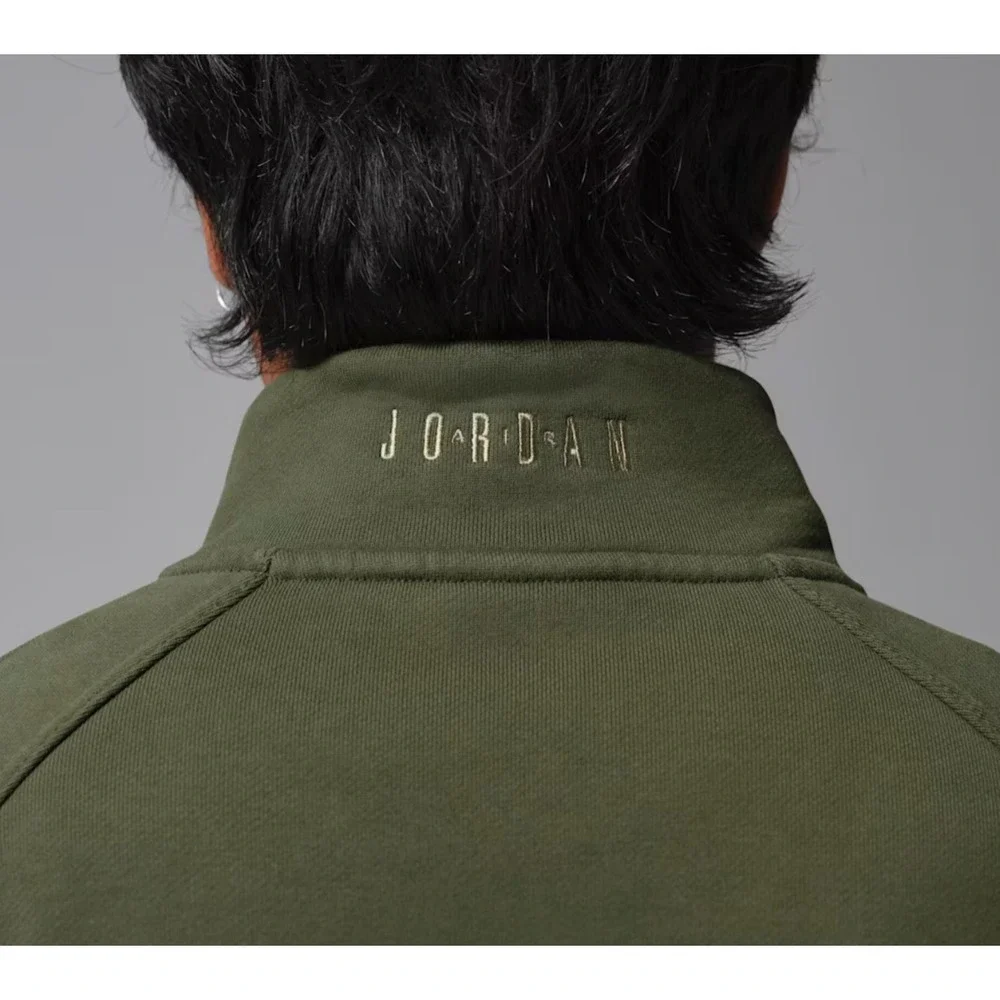 Jordan Flight Men's Graphic Fleece 1/4-Zip Cargo Khaki Large  NWT